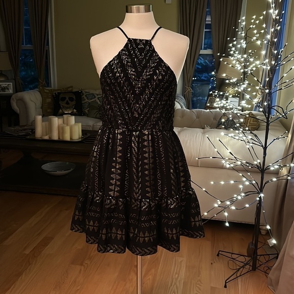 SAYLOR Phila Mini Dress in Black Gold XL - Picture 5 of 9